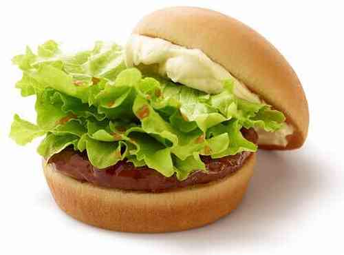 モス、「クリームチーズテリヤキバーガー」を発売　マクドナルドよ、これが日本のハンバーガーだ