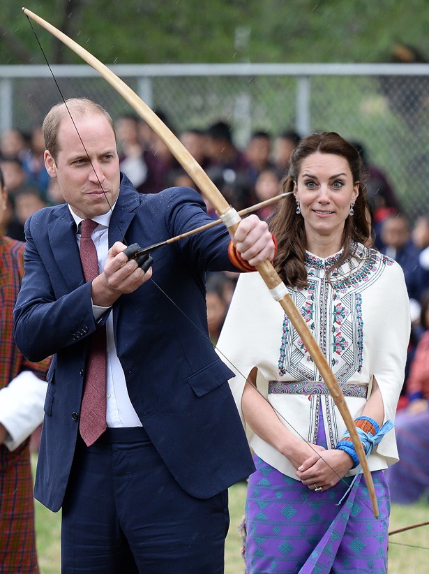 ブータン国民、ウィリアム王子に「ハゲ」コールを浴びせる