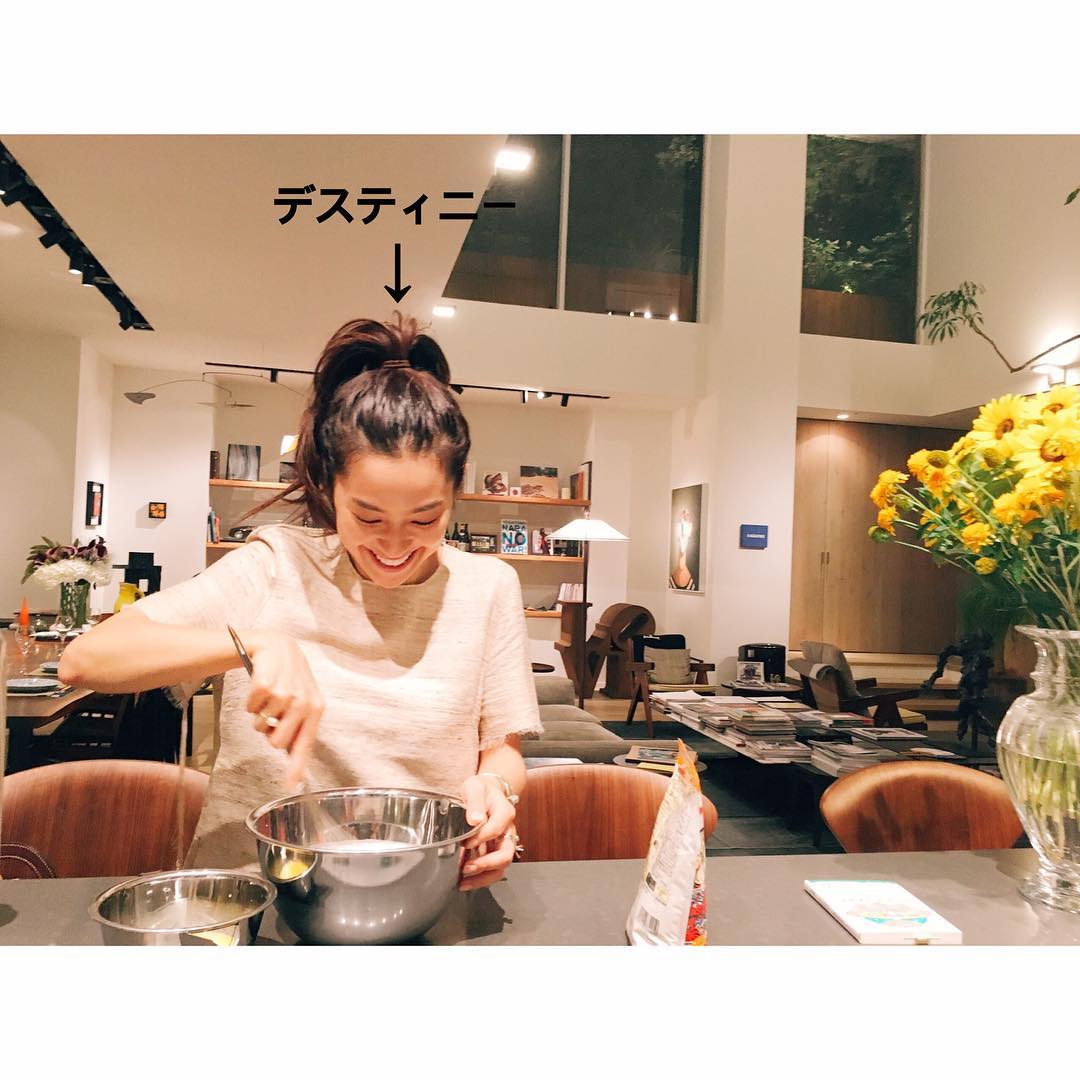 【画像】紗栄子、自宅公開で驚きの声「カフェみたい」「オシャレすぎる」