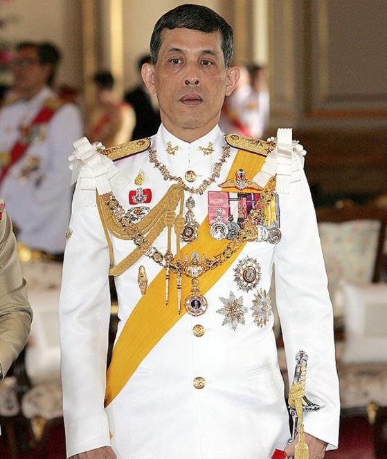 【タイ】新国王にワチラロンコン皇太子が即位すると発表