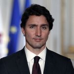 女「mankind」 カナダ首相「それは女性差別用語。peoplekindね」フェミ団体「女性を見下した！！」