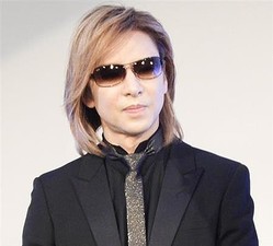 XJAPANのYOSHIKI、無観客ライブの直後24時間以上眠りスタッフに死んだと勘違いされる