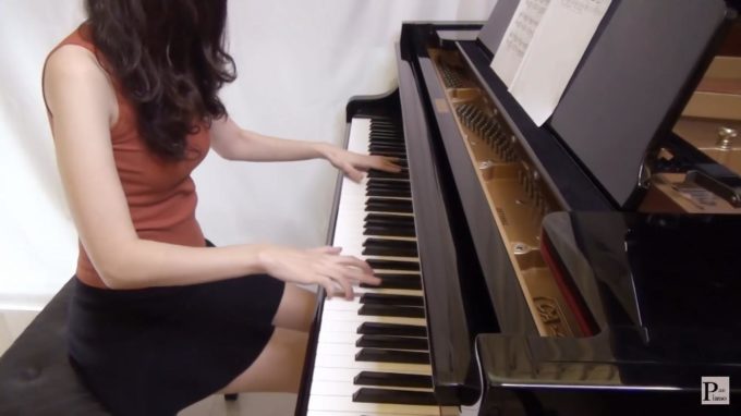 【画像】台湾のピアノYouTuber、エチエチすぎる