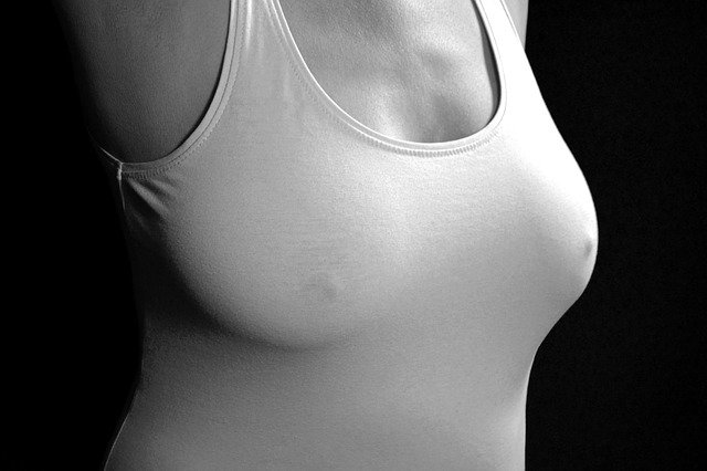 【H画像】産休明けの人妻さん(29)、乳首の感度が上昇ｗｗｗｗｗｗｗｗｗ