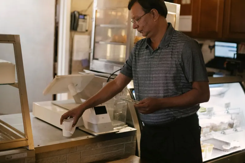 The Bow Nobody Sees: What Japan's Invisible Service Rituals Reveal About Dignity