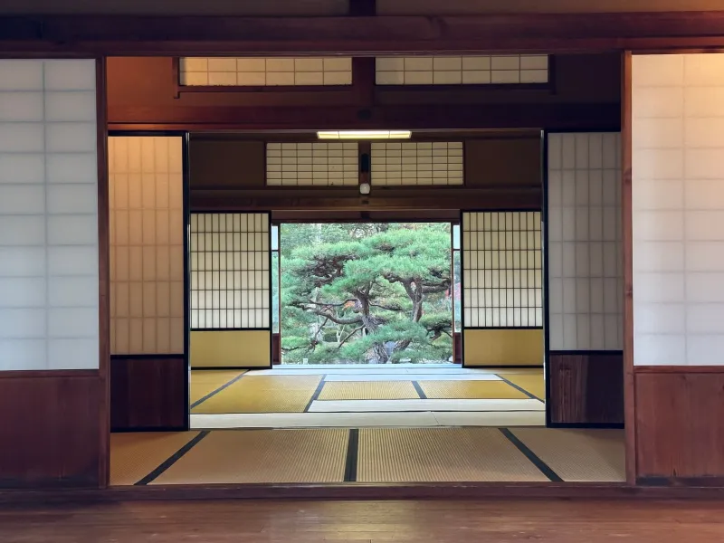 Walls Are Not the Enemy: What Japanese Architecture Knows About the Quiet You Didn't Know You Were Starving For